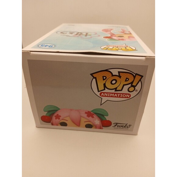 Funko POP! Sakura Miku Cherry Blossom 945 Hot Topic Exclusive Collectible Figur - Picture 3 of 16